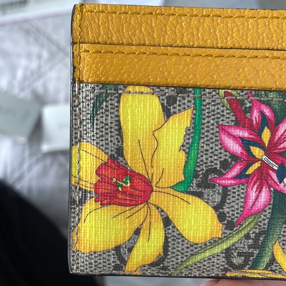 Gucci Flora Print Marmont Card Holder - Picture 12 of 17